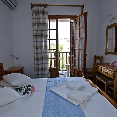 Narkissos Panormos (Skopelos)