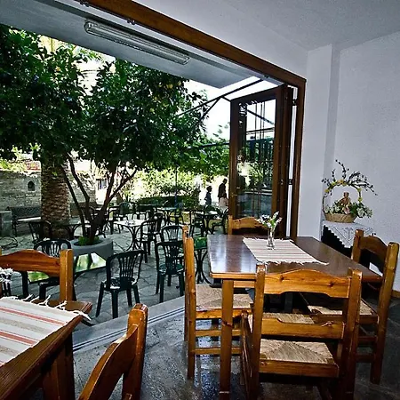 Narkissos Hotel