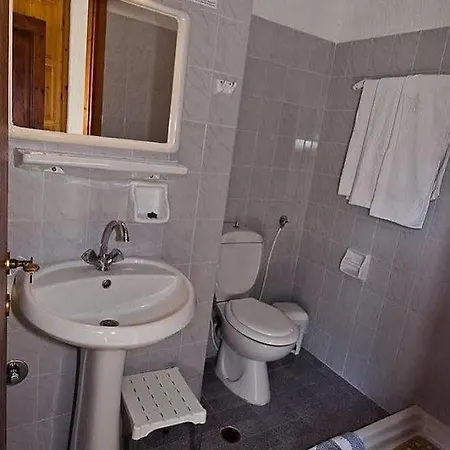 Hotel Narkissos 2*